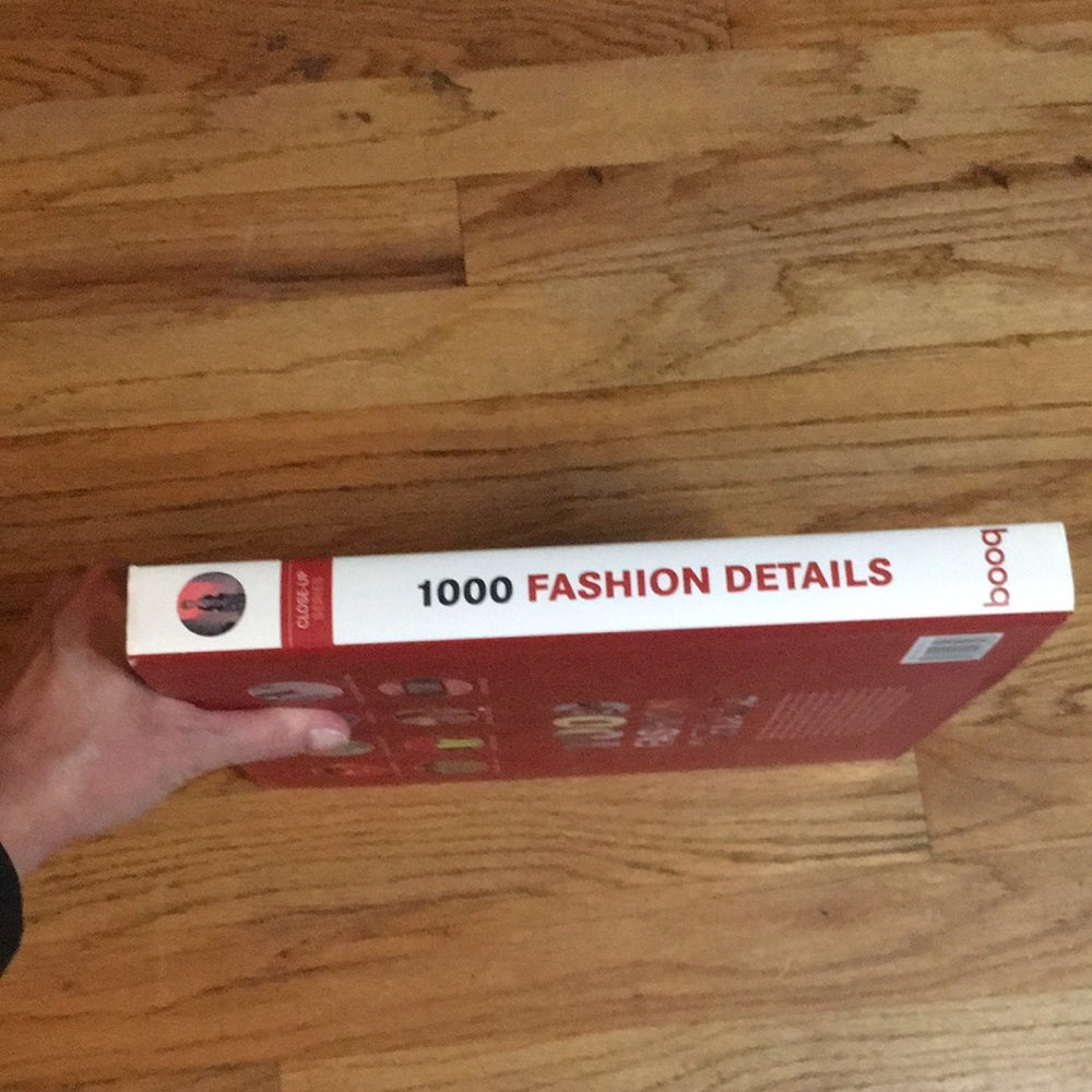 Fashion Style Book - Picture 4 of 4